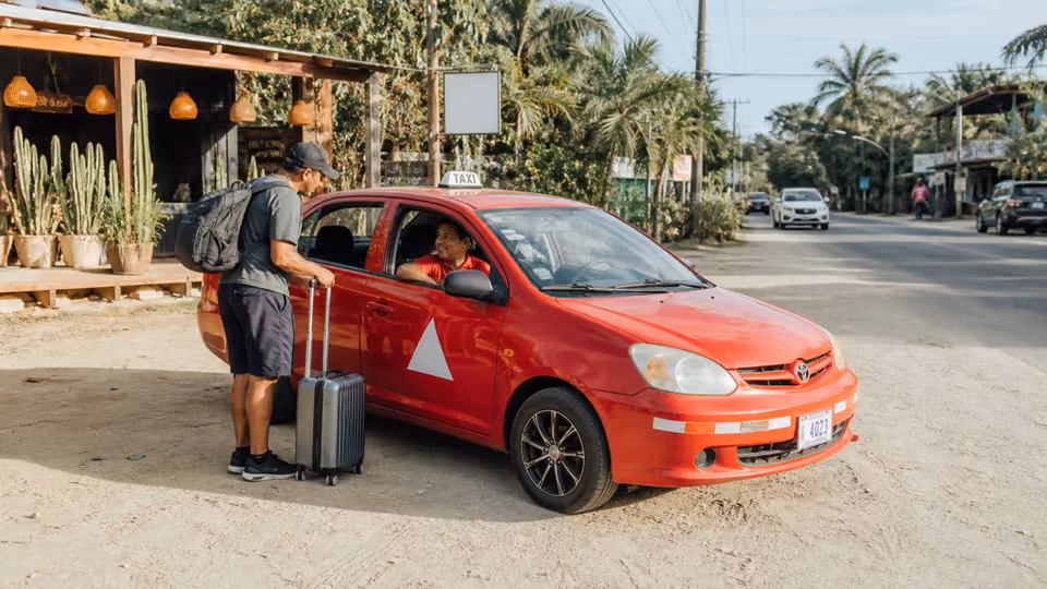 Taxi transportation in Santa Teresa, Costa Rica